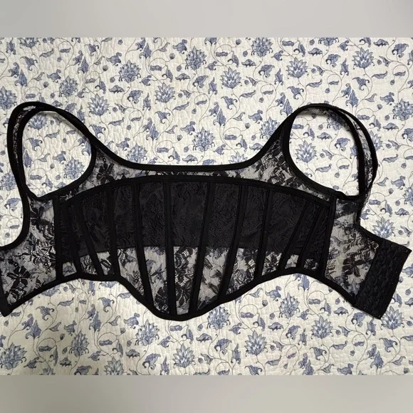 Meshki Black Lace Corset Top with black solid front panel Size XS - Picture 13 of 15